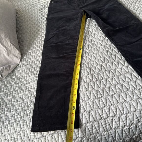 AG Isabelle Button-Up High-Rise Straight Cut Black Corduroy Jeans. Size 25 - Picture 7 of 10